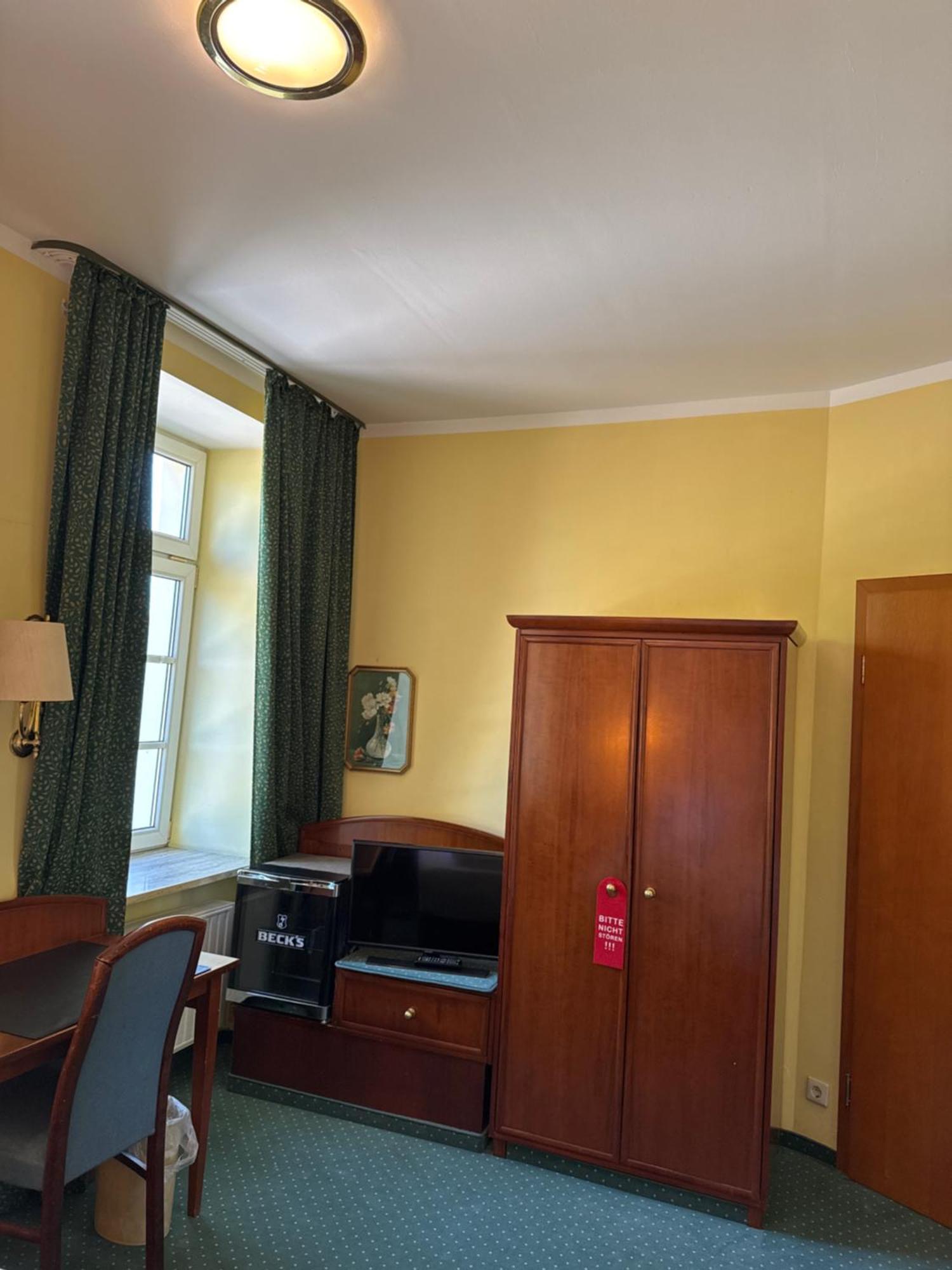Hotel Am Schloss - Frankfurt An Der Oder ภายนอก รูปภาพ